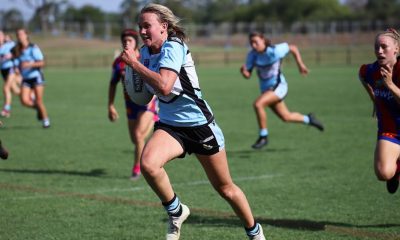 Jaime Chapman runs 60 mts to score for the Sharks v Newcastle (Photo : Steve MOntgomery)