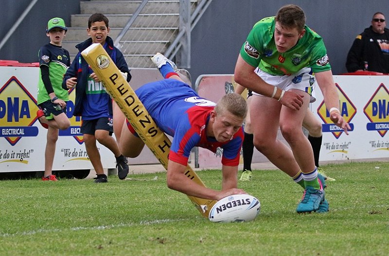 Kodi Crothers dives in the corner for an exciting try in Round 6 of the NSWRL SG Ball Cup against the Canberra Raiders