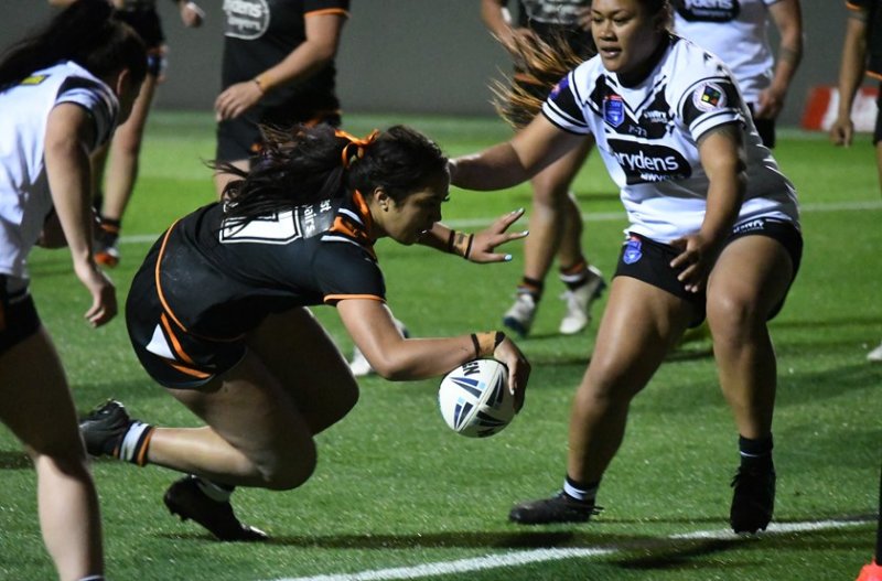 Christian Pio scores a good try for the WestsTigers in Rnd 6 of the HNWP