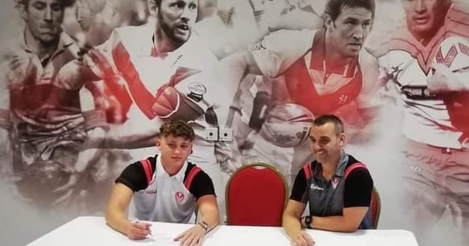 Teenager Eliot Peposhi, whose father Arbian played for Albania against the GB Student Pioneers in Tirana last year, has signed professional forms for St Helens