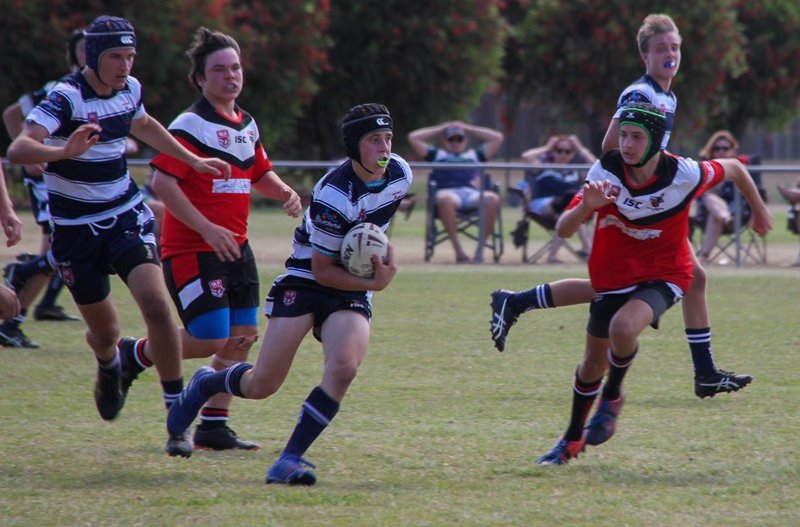 Brothers halfback Ezekiel Monckton evades the Wests defence in their under 15 semi-final clash on Sunday (Photo : QRL)
