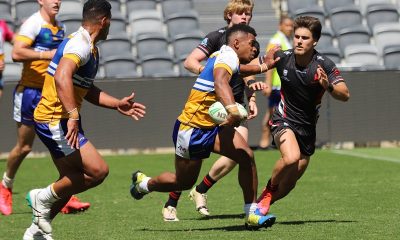 Sunia Turuva runs up the middle of Bankwest Stadium for Patrician Bro's, Blacktown in the Schoolboy Cup Semi Final v Endeavour (Photo : Steve Montgomery)