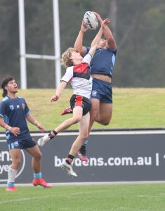 Jayze Tuigamala leaps high close to the line to score a great try for the NSWCHS Under 15's v NSWCIS on Day 2 (Photo : Steve Montgomery)