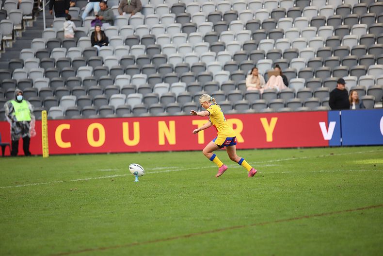 2021 Country v City Women