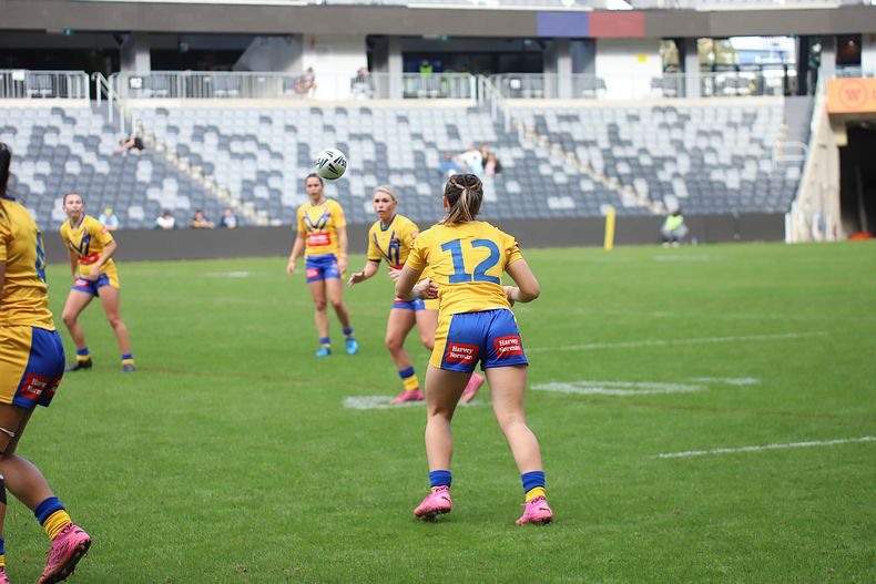 2021 Country v City Women