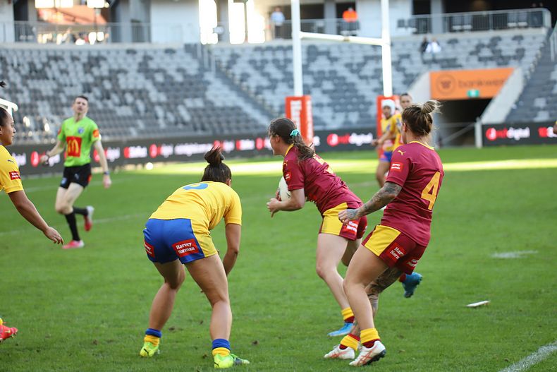 2021 Country v City Women