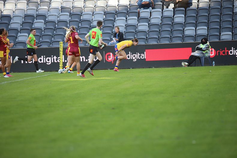 2021 Country v City Women