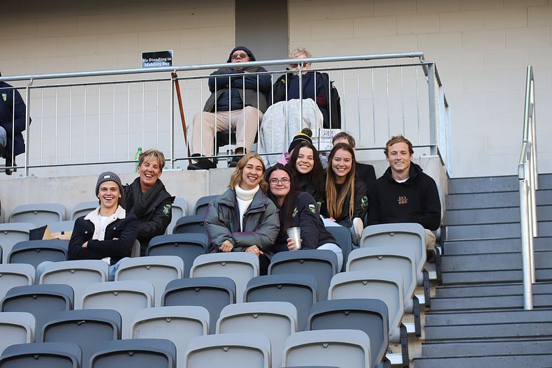 2021 Country v City Women
