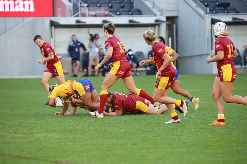 2021 Country v City Women