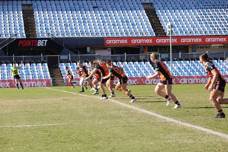 2021 HNWP Rnd 11 SHARKS v WESTSTIGERS