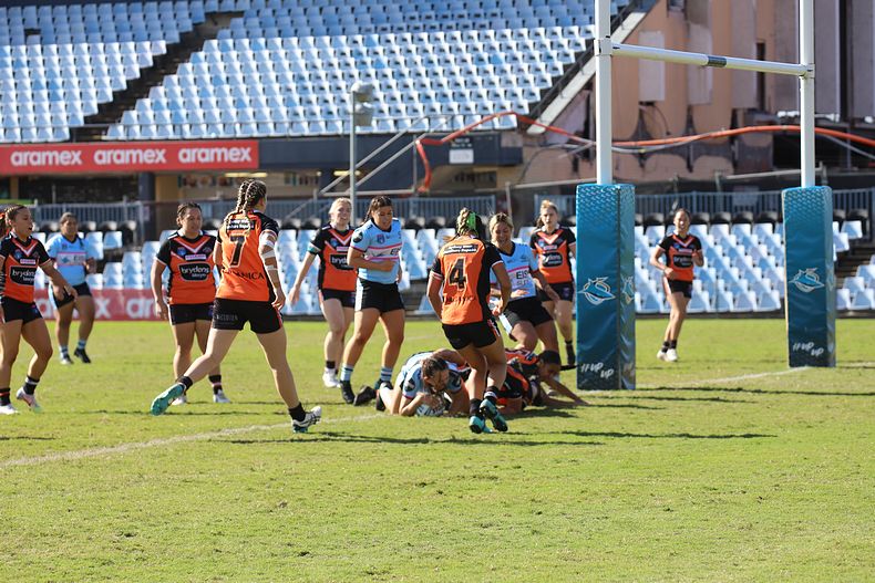 2021 HNWP Rnd 11 SHARKS v WESTSTIGERS