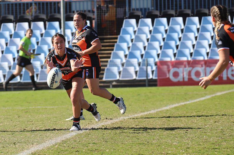 2021 HNWP Rnd 11 SHARKS v WESTSTIGERS