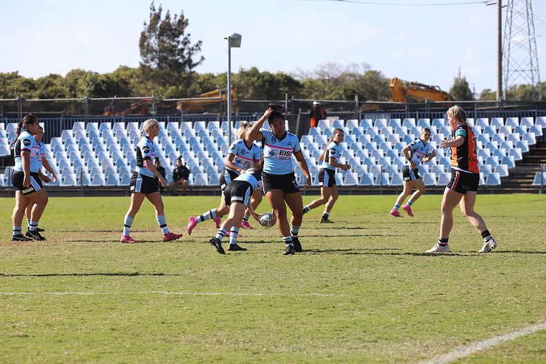 2021 HNWP Rnd 11 SHARKS v WESTSTIGERS