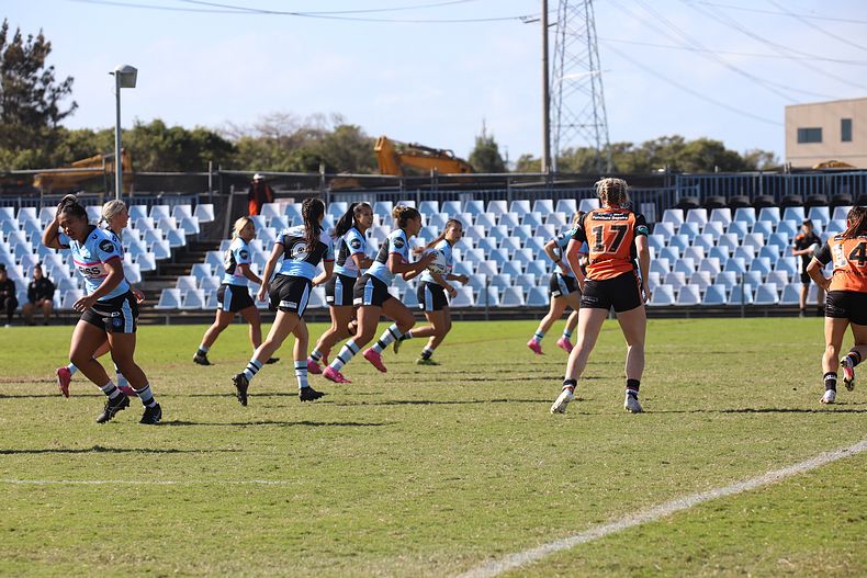 2021 HNWP Rnd 11 SHARKS v WESTSTIGERS