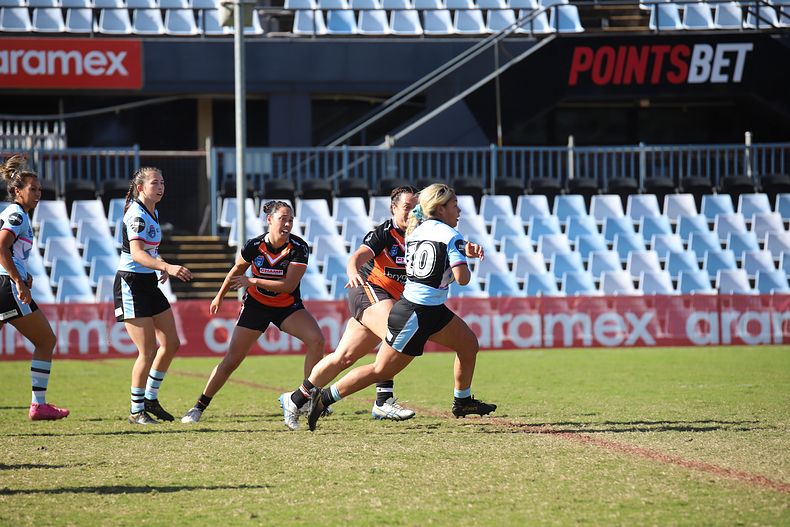 2021 HNWP Rnd 11 SHARKS v WESTSTIGERS