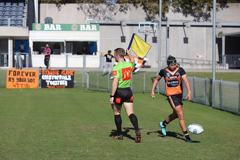 2021 HNWP Rnd 11 SHARKS v WESTSTIGERS