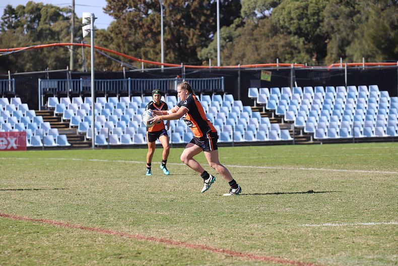 2021 HNWP Rnd 11 SHARKS v WESTSTIGERS