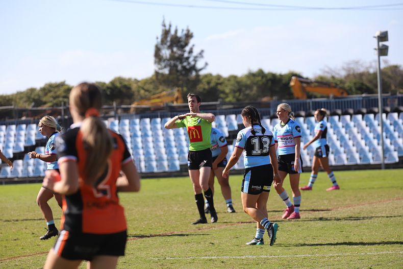2021 HNWP Rnd 11 SHARKS v WESTSTIGERS