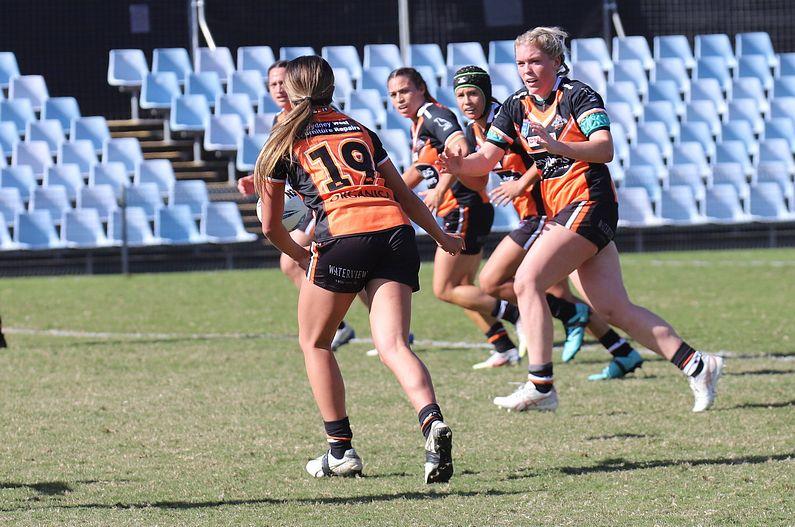 2021 HNWP Rnd 11 SHARKS v WESTSTIGERS