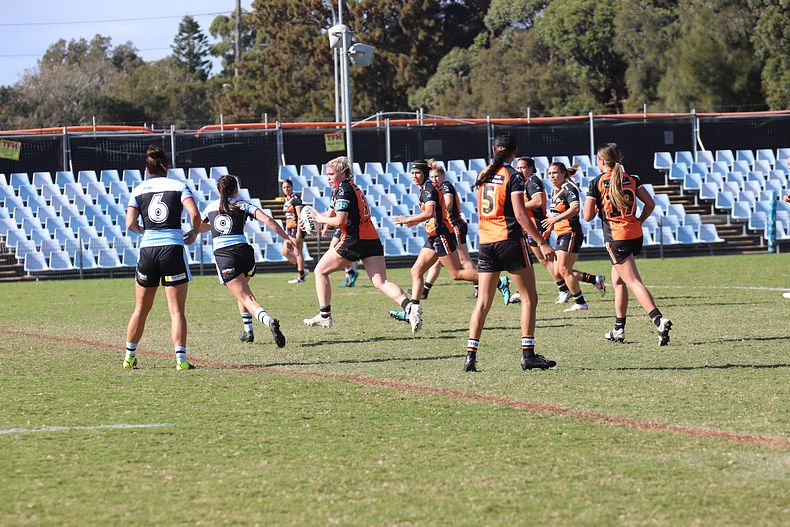 2021 HNWP Rnd 11 SHARKS v WESTSTIGERS