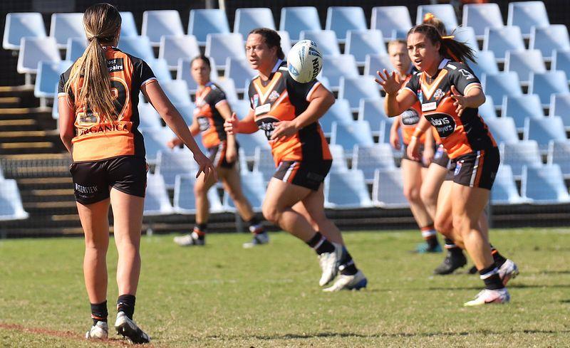 2021 HNWP Rnd 11 SHARKS v WESTSTIGERS