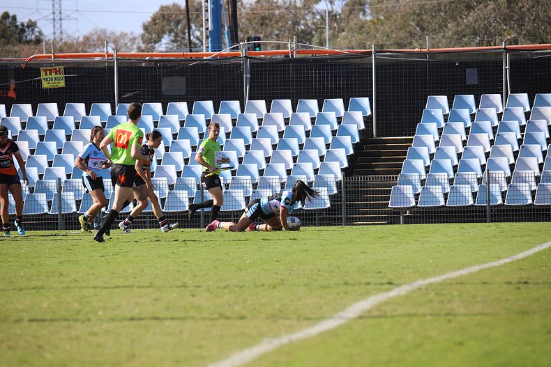 2021 HNWP Rnd 11 SHARKS v WESTSTIGERS