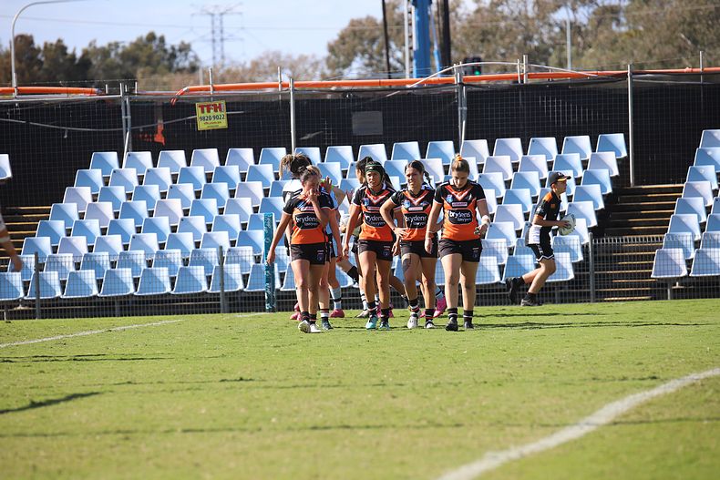 2021 HNWP Rnd 11 SHARKS v WESTSTIGERS