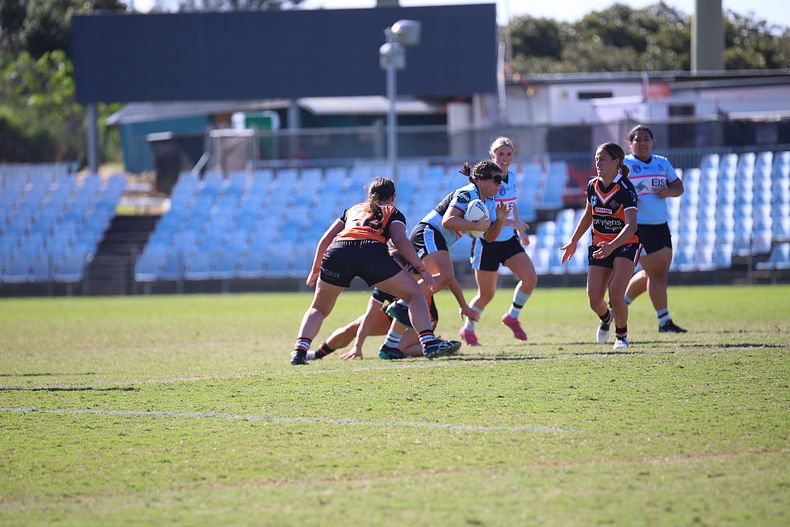 2021 HNWP Rnd 11 SHARKS v WESTSTIGERS