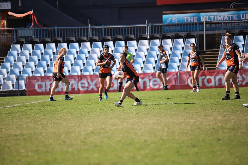 2021 HNWP Rnd 11 SHARKS v WESTSTIGERS