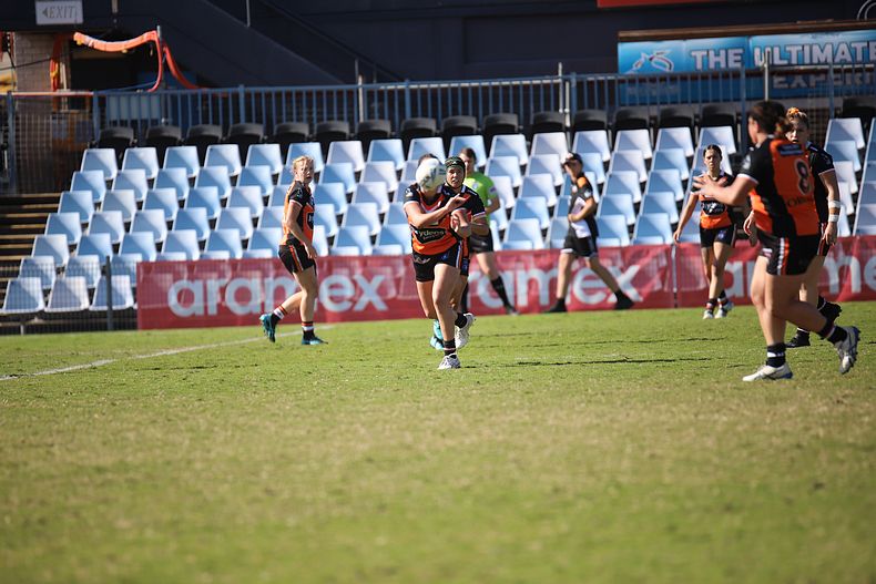 2021 HNWP Rnd 11 SHARKS v WESTSTIGERS