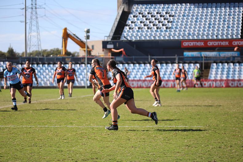 2021 HNWP Rnd 11 SHARKS v WESTSTIGERS
