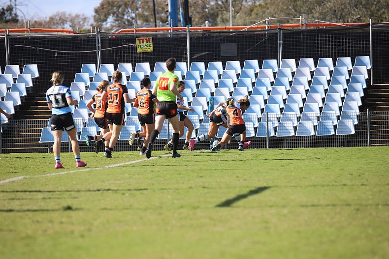 2021 HNWP Rnd 11 SHARKS v WESTSTIGERS