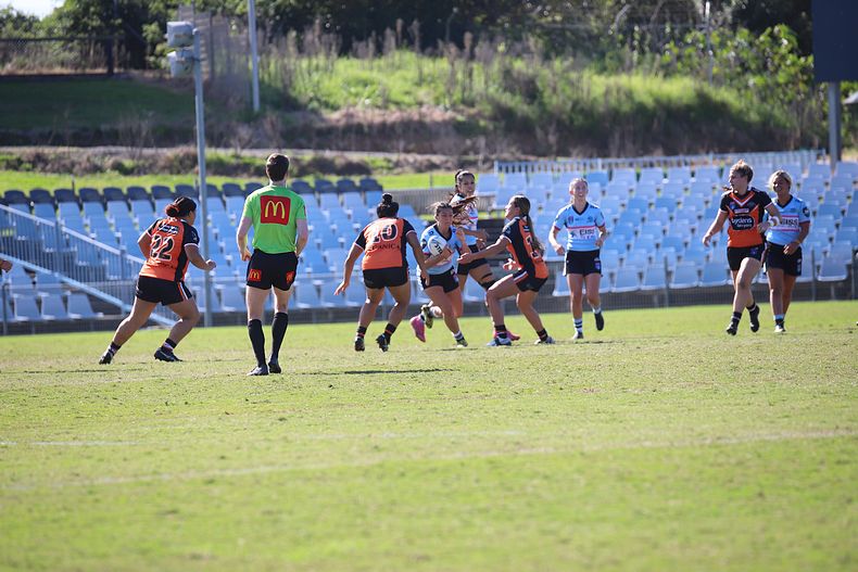 2021 HNWP Rnd 11 SHARKS v WESTSTIGERS