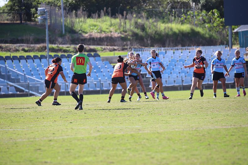 2021 HNWP Rnd 11 SHARKS v WESTSTIGERS