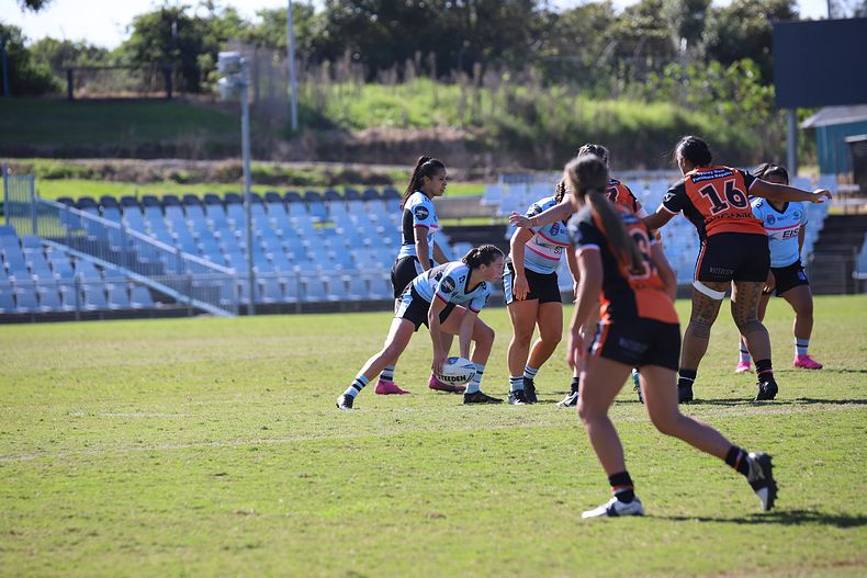 2021 HNWP Rnd 11 SHARKS v WESTSTIGERS