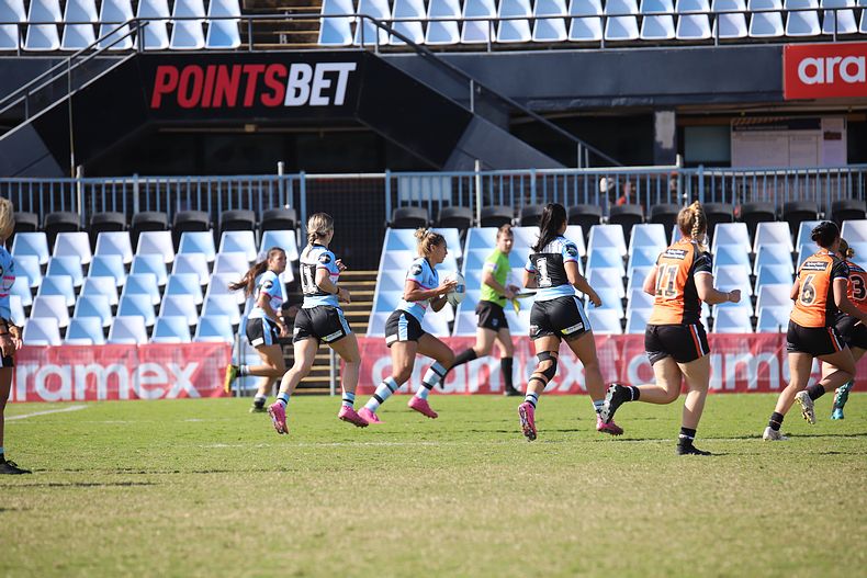 2021 HNWP Rnd 11 SHARKS v WESTSTIGERS