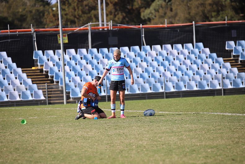 2021 HNWP Rnd 11 SHARKS v WESTSTIGERS