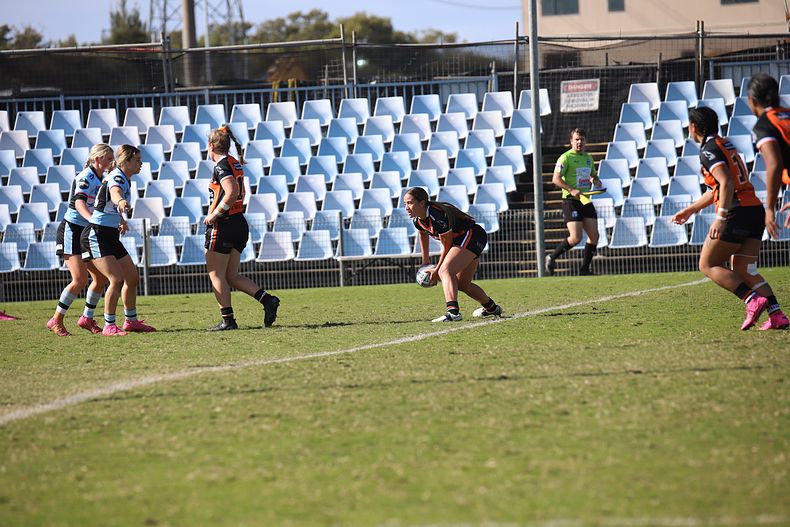2021 HNWP Rnd 11 SHARKS v WESTSTIGERS