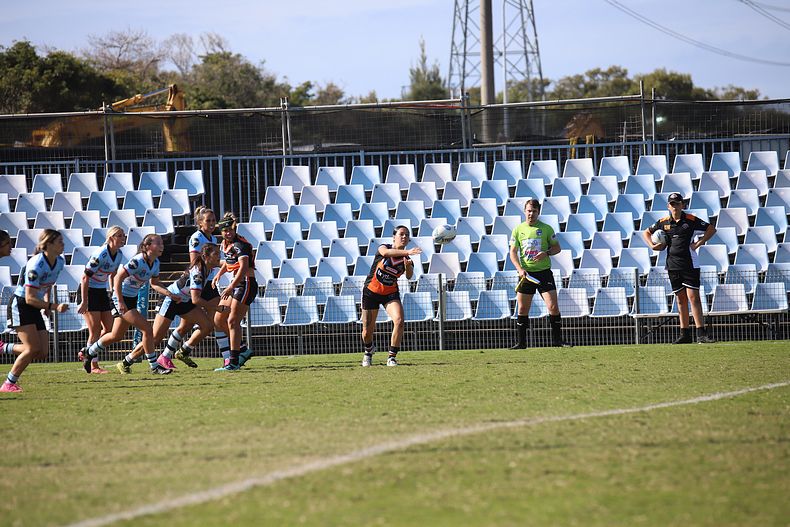 2021 HNWP Rnd 11 SHARKS v WESTSTIGERS