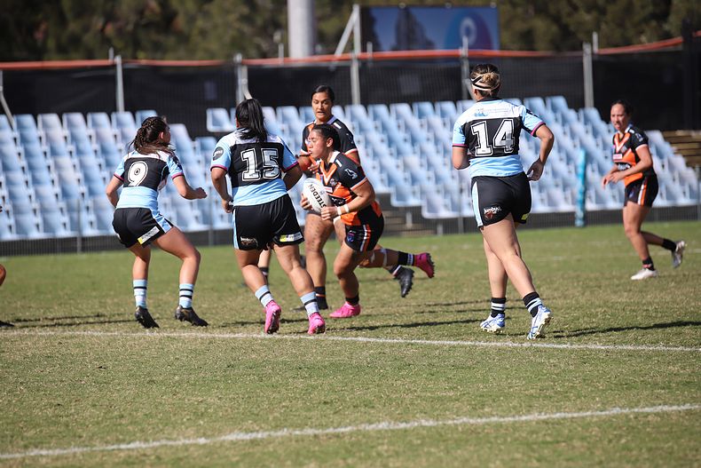 2021 HNWP Rnd 11 SHARKS v WESTSTIGERS