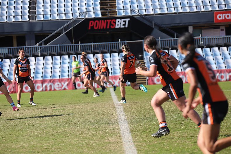 2021 HNWP Rnd 11 SHARKS v WESTSTIGERS