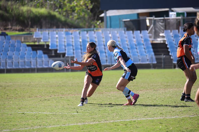 2021 HNWP Rnd 11 SHARKS v WESTSTIGERS