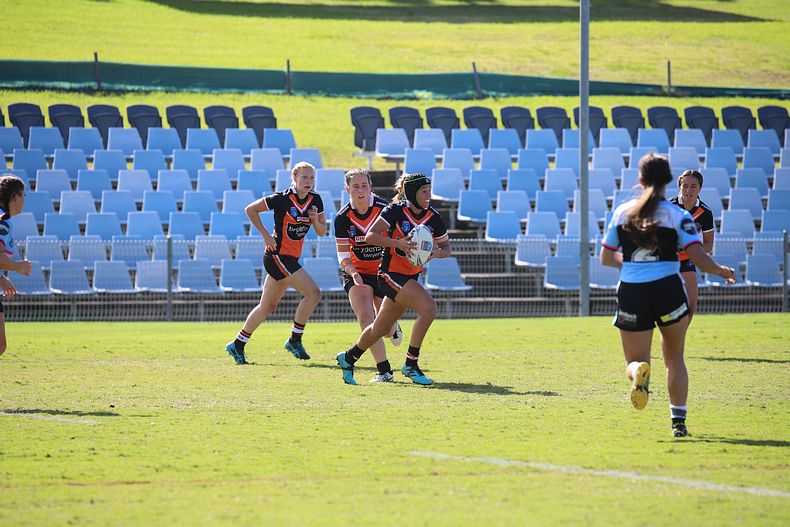 2021 HNWP Rnd 11 SHARKS v WESTSTIGERS