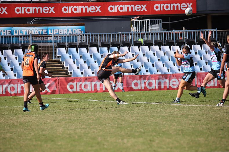 2021 HNWP Rnd 11 SHARKS v WESTSTIGERS