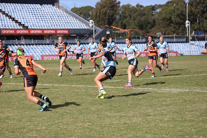 2021 HNWP Rnd 11 SHARKS v WESTSTIGERS