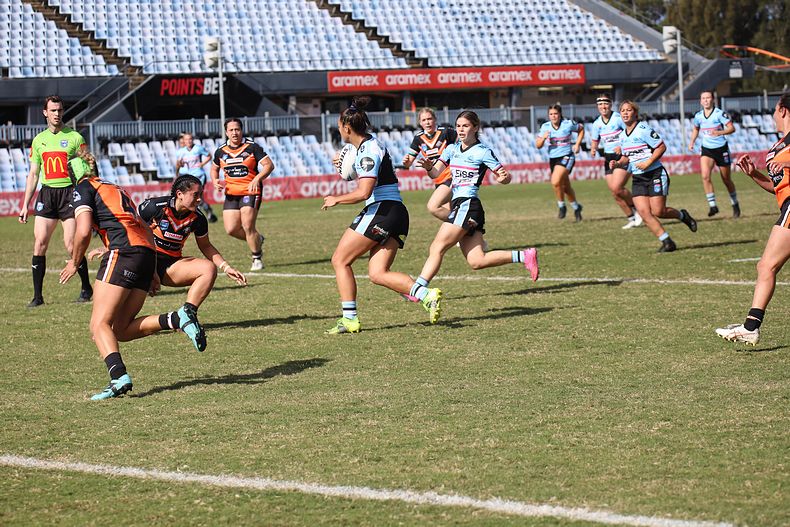 2021 HNWP Rnd 11 SHARKS v WESTSTIGERS