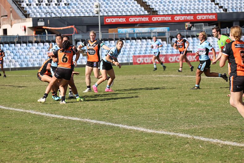 2021 HNWP Rnd 11 SHARKS v WESTSTIGERS