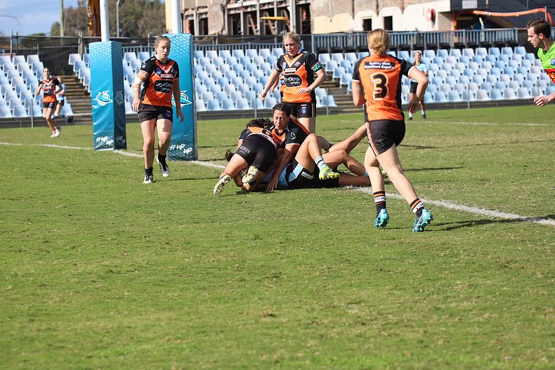 2021 HNWP Rnd 11 SHARKS v WESTSTIGERS