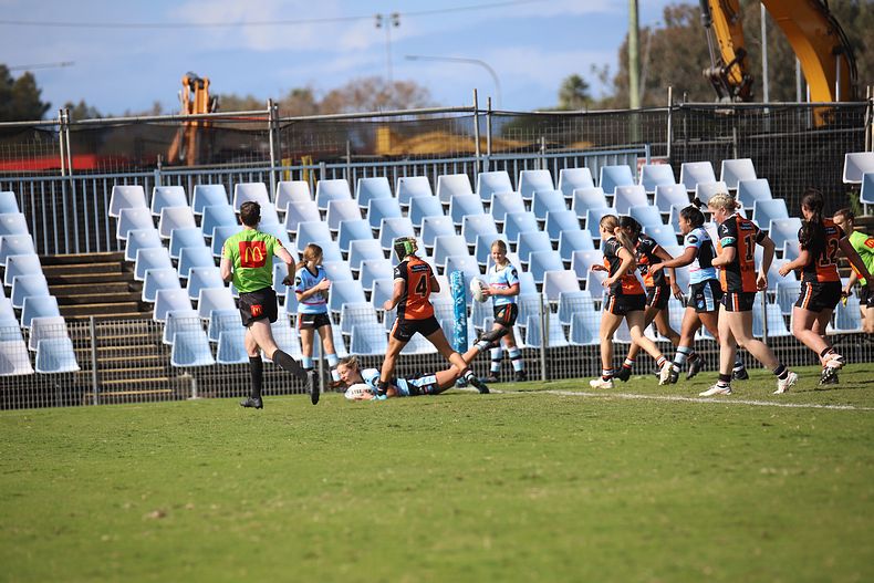 2021 HNWP Rnd 11 SHARKS v WESTSTIGERS