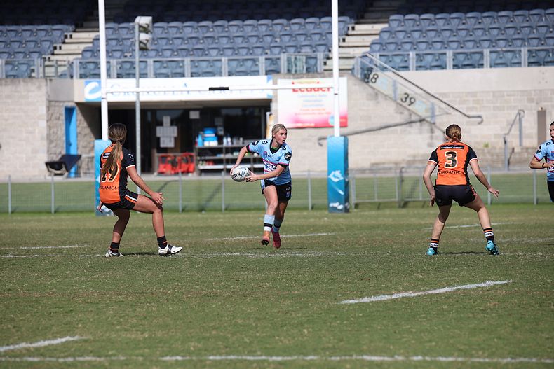 2021 HNWP Rnd 11 SHARKS v WESTSTIGERS